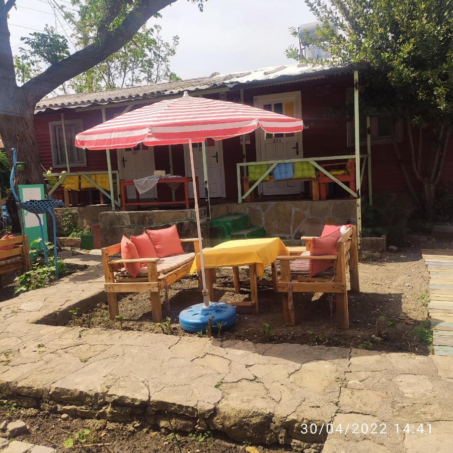 Side Tuana Garden Home Экстерьер фото
