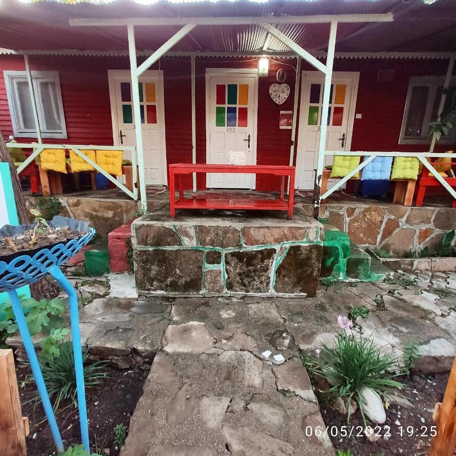 Side Tuana Garden Home Экстерьер фото